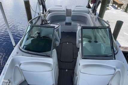 Rinker Captiva 276