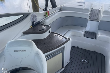 Rinker Captiva 276