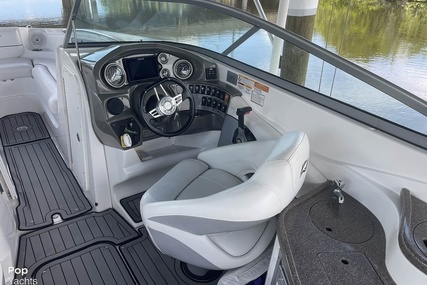 Rinker Captiva 276