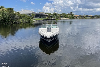 Rinker Captiva 276