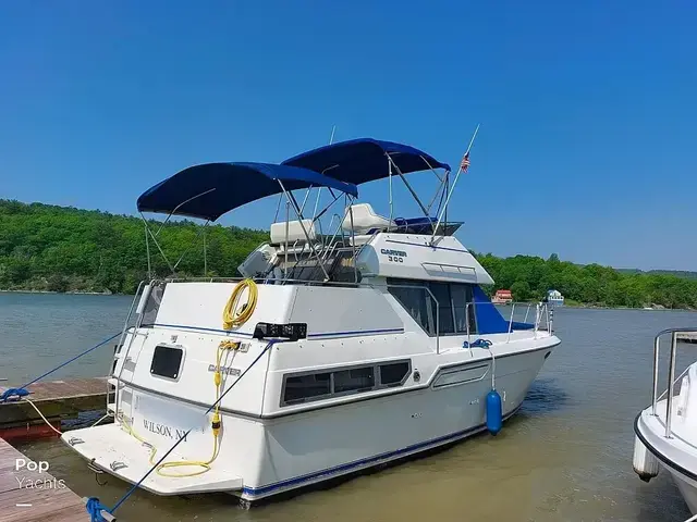 Carver 300 Aft Cabin