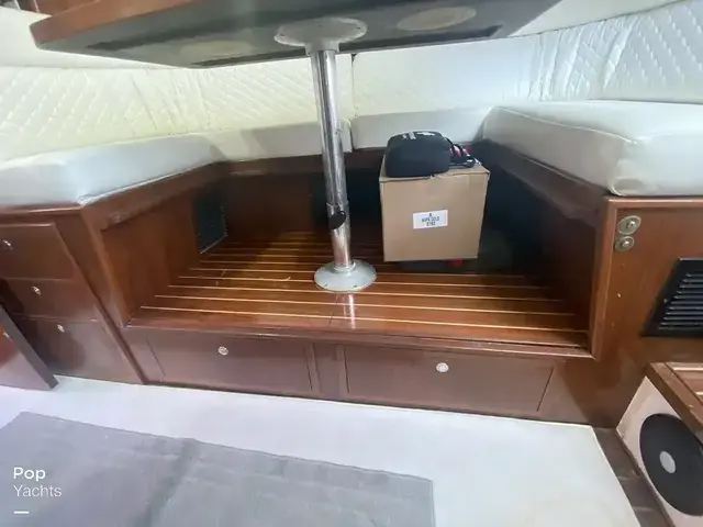 Topaz Royale 39'