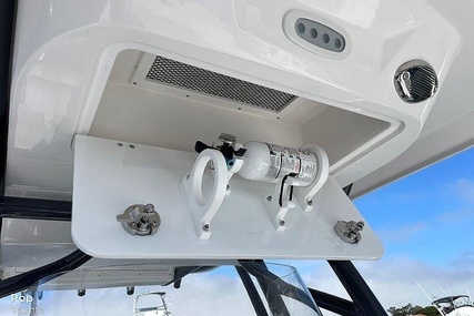 Sea Fox Commander 228 Center Console