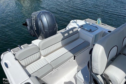 Sea Fox Commander 228 Center Console