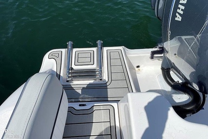 Sea Fox Commander 228 Center Console