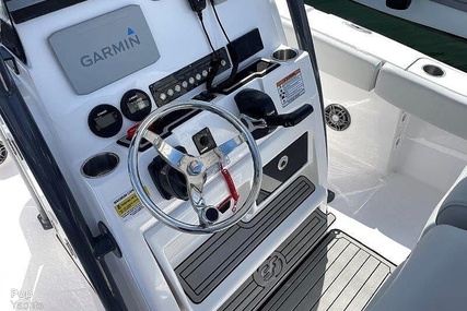 Sea Fox Commander 228 Center Console