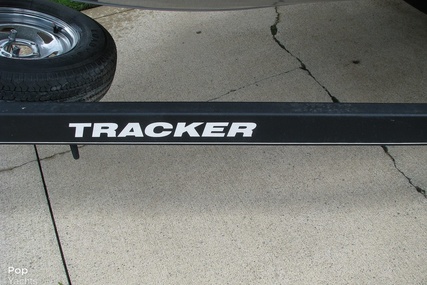 Tracker Targa V19 Combo