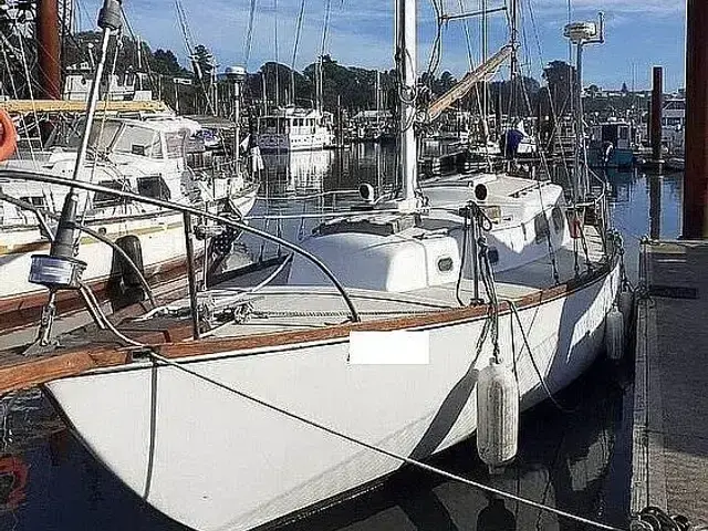 Pearson Vanguard 32