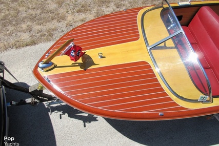 Chris-Craft Capri 19