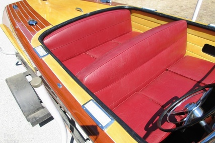 Chris-Craft Capri 19