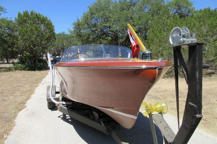 Chris-Craft Capri 19