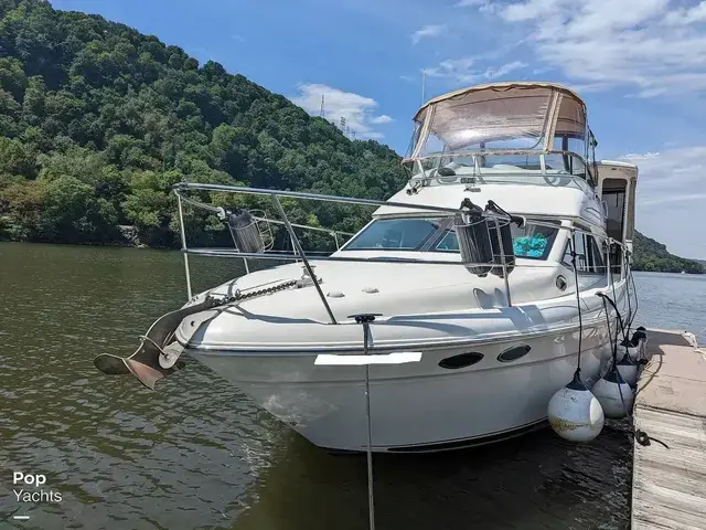 Sea Ray 380AC