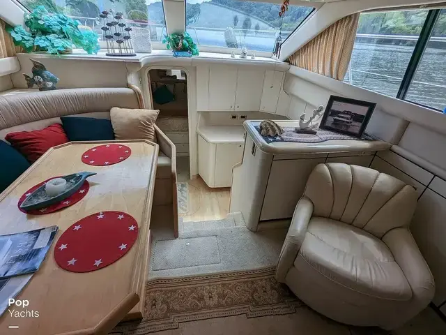 Sea Ray 380AC