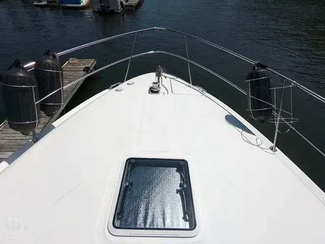 Sea Ray 380AC