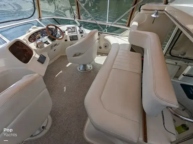 Sea Ray 380AC