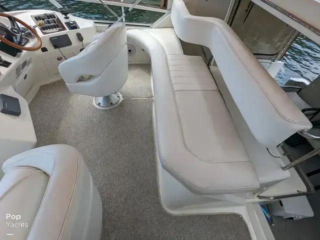 Sea Ray 380AC