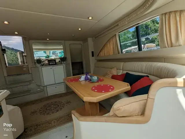 Sea Ray 380AC