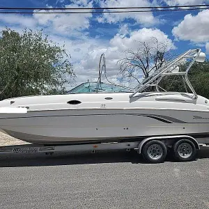 2001 Chaparral 263 sunesta