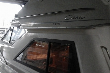 Bayliner 3258 Ciera Command Bridge