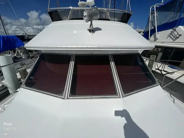 Sea Ray 360 Aft Cabin