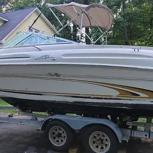 1999 Sea Ray 215 Express Cruiser