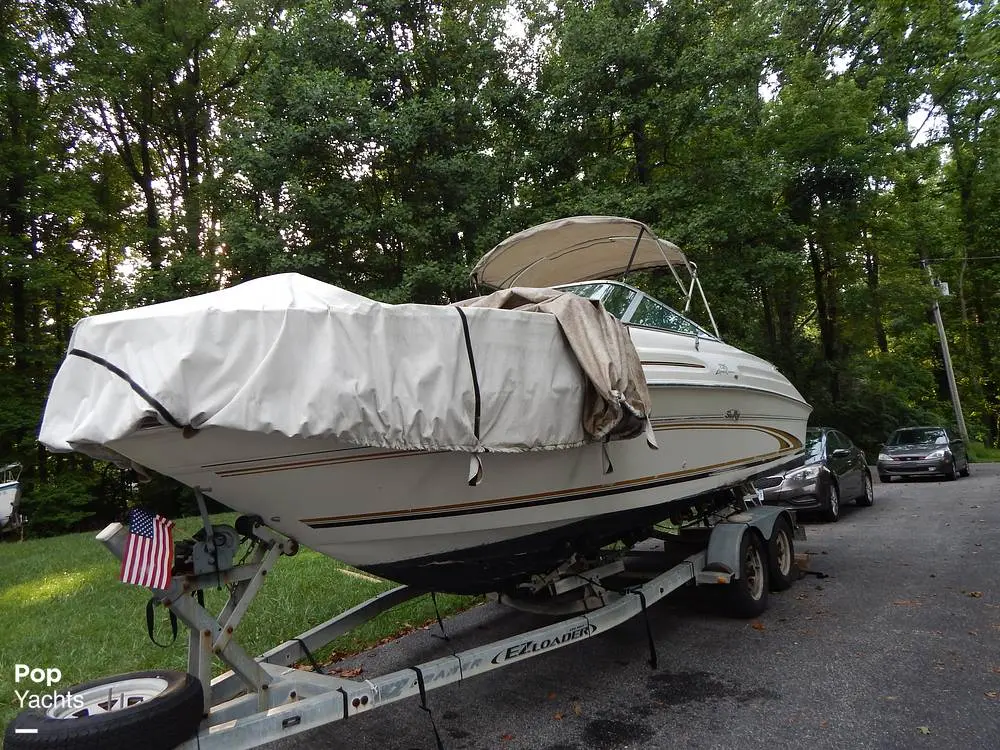 1999 Sea Ray 215 express cruiser