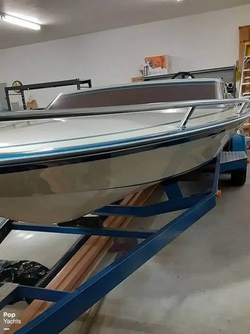 1980 Mercruiser cruiser deluxe 21