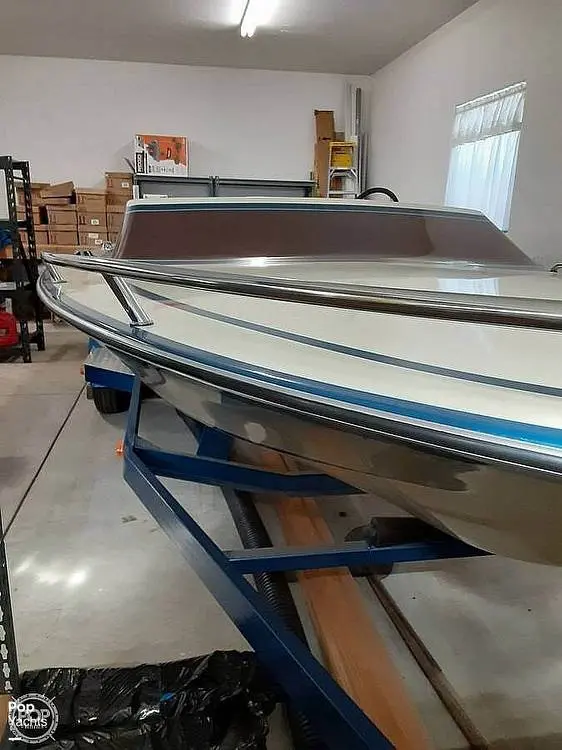 1980 Mercruiser cruiser deluxe 21