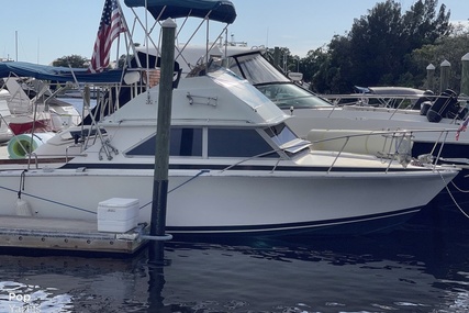 Bertram 28 Flybridge Cruiser Yacht