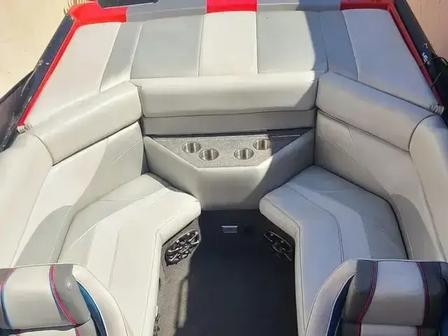 Bayliner 2250 Cobra