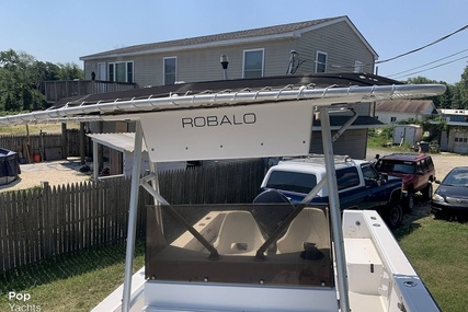 Robalo 2120