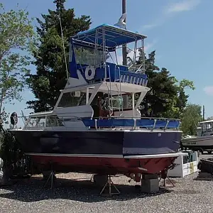 1980 Marinette 28 Fisherman