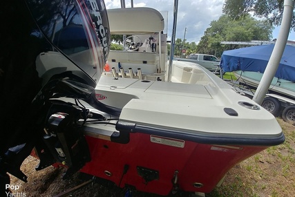 Mako 19 CPX Inshore