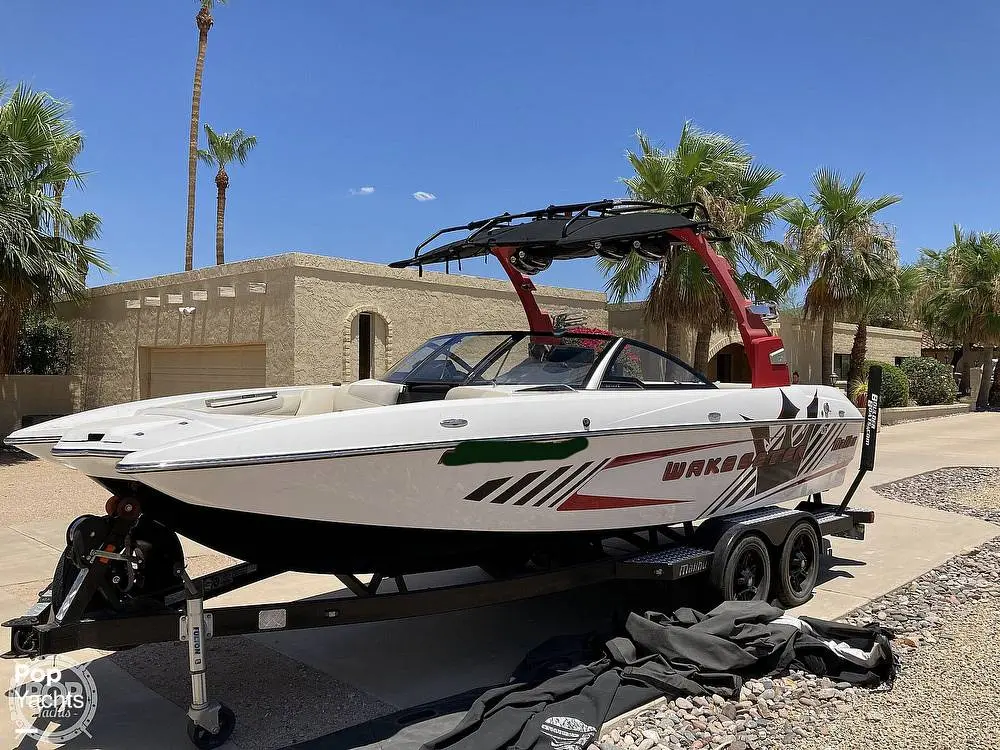 2015 Malibu wakesetter 22mxz