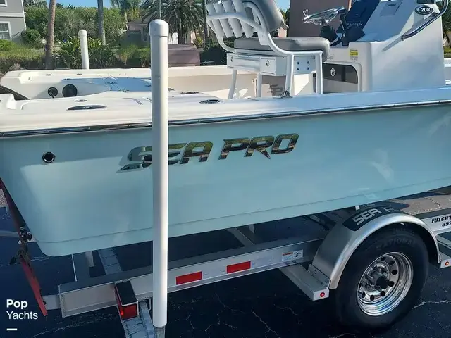 Sea Pro 208 Dlx