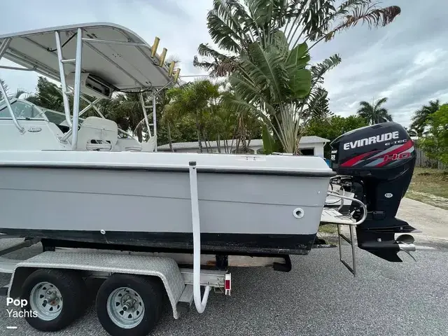 Hydra Sports Seahorse 230 Walk Around