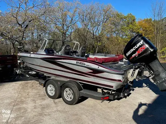 Triton 216 Fishunter