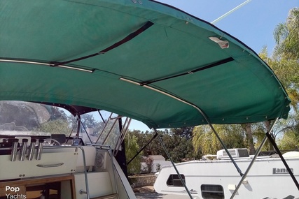 Skipjack Boats Flybridge 262