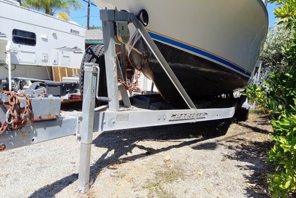 Skipjack Boats Flybridge 262