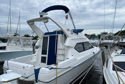 Bayliner 288 Command Bridge