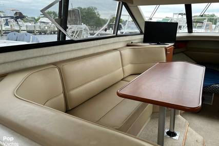 Bayliner 288 Command Bridge