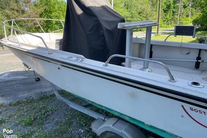 Boston Whaler 19 Outrage