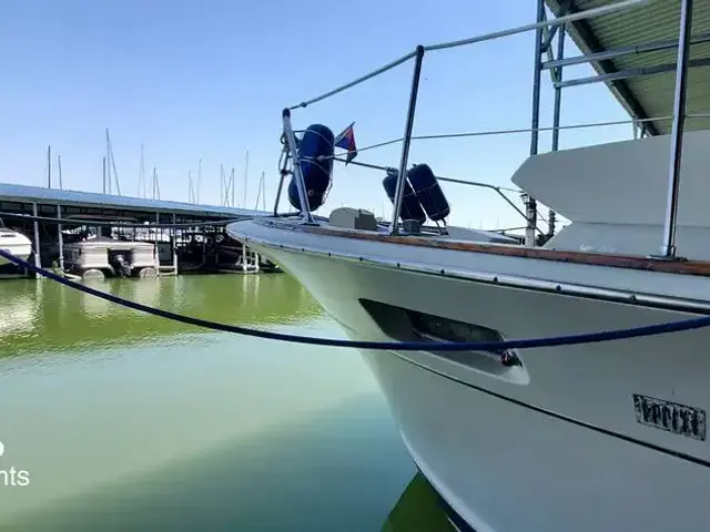 Chris Craft Commander