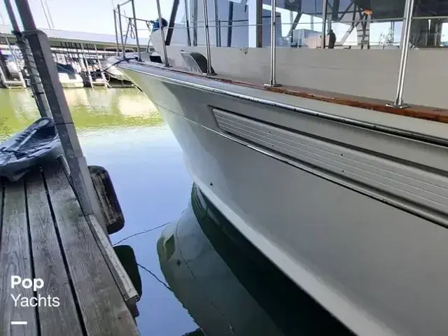 Chris Craft Commander