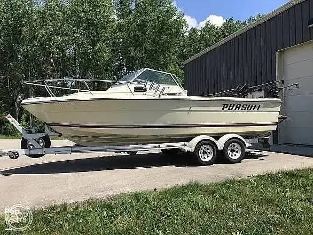 Pursuit 2200