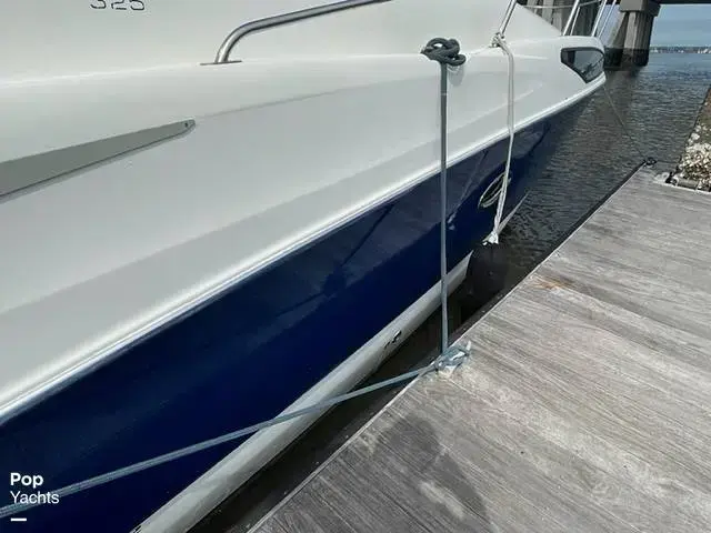 Bayliner 325