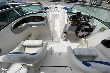 Rinker 212 Captiva Bowrider