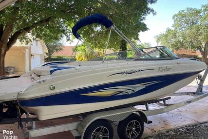 Rinker 212 Captiva Bowrider