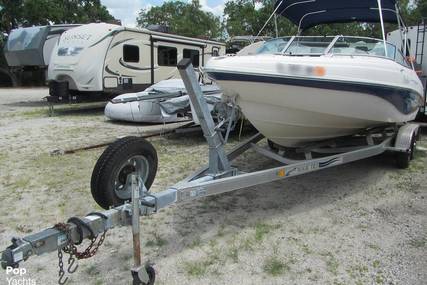 Rinker 212 Captiva Bowrider