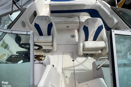 Rinker 212 Captiva Bowrider